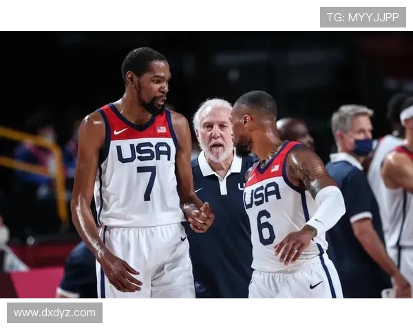 NBA新赛季风云再起球星交易与争冠格局引发热议联盟未来走向备受关注